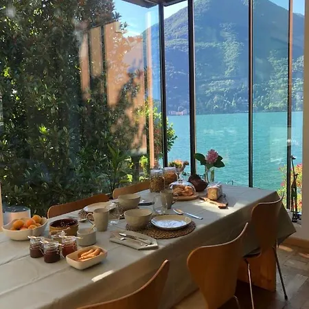 Private Lakeside Luxury Villa Couette-café *